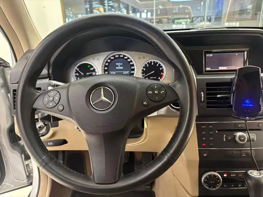 Mercedes-Benz GLK-Class 2011 — фото 11
