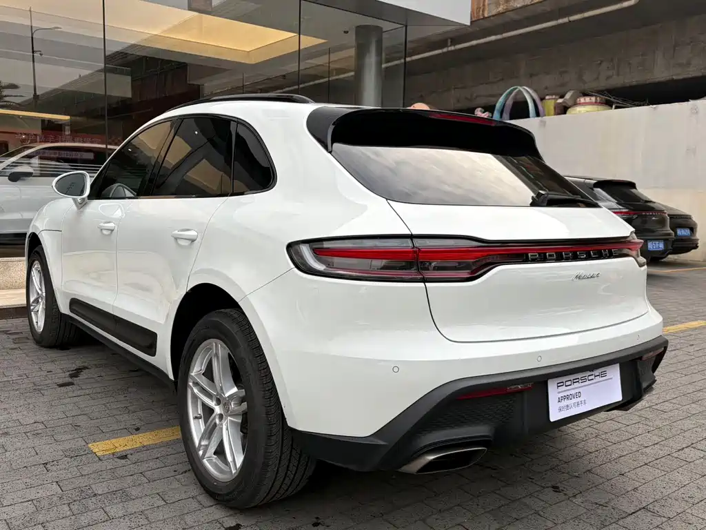 Porsche Macan 2023 — фото 6