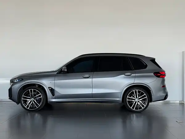 BMW X5 2025