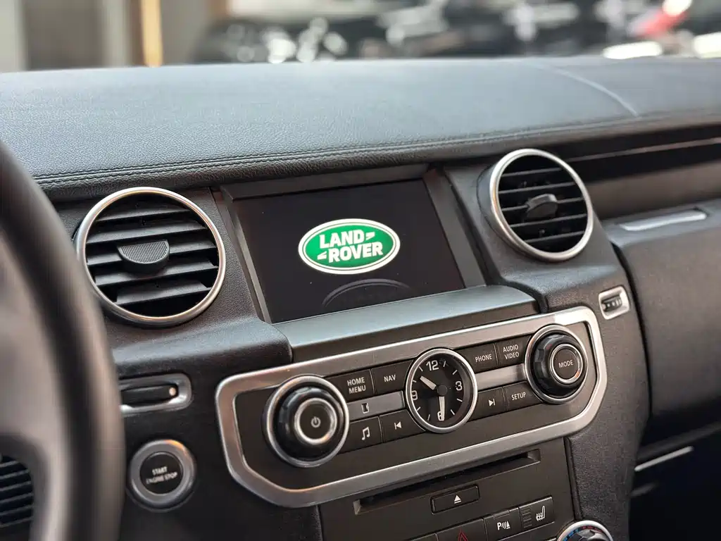 Land Rover Discovery 2019 — фото 14
