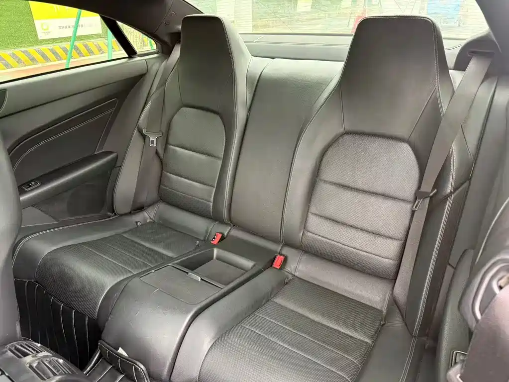Mercedes-Benz E-Class 2015