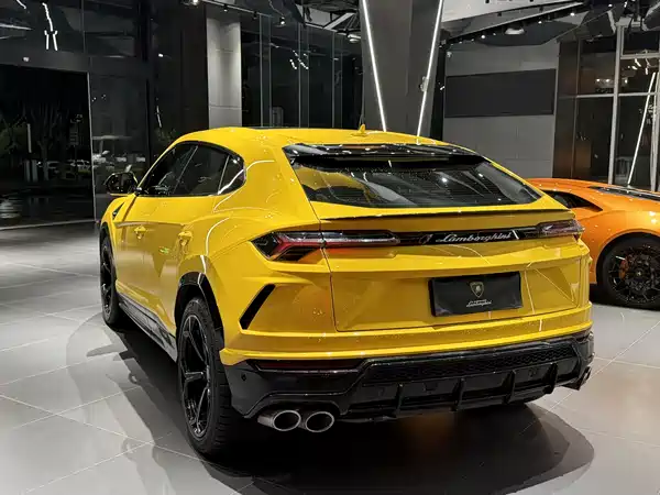 Lamborghini Urus 2020