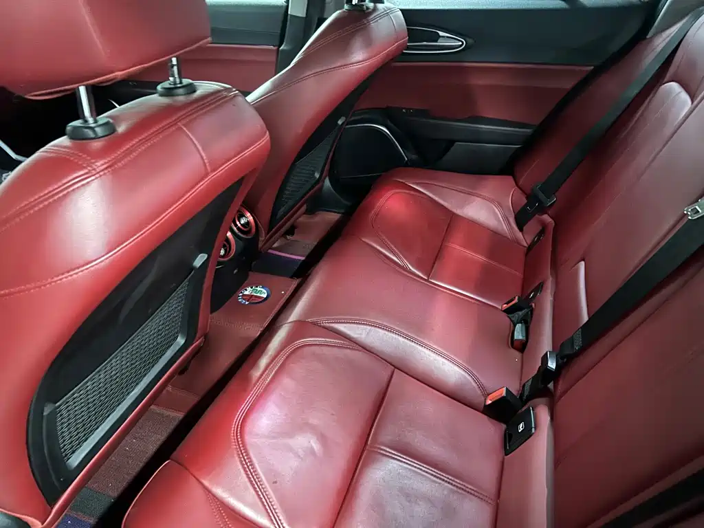 Alfa Romeo Giulia Juliet 2021 — фото 14