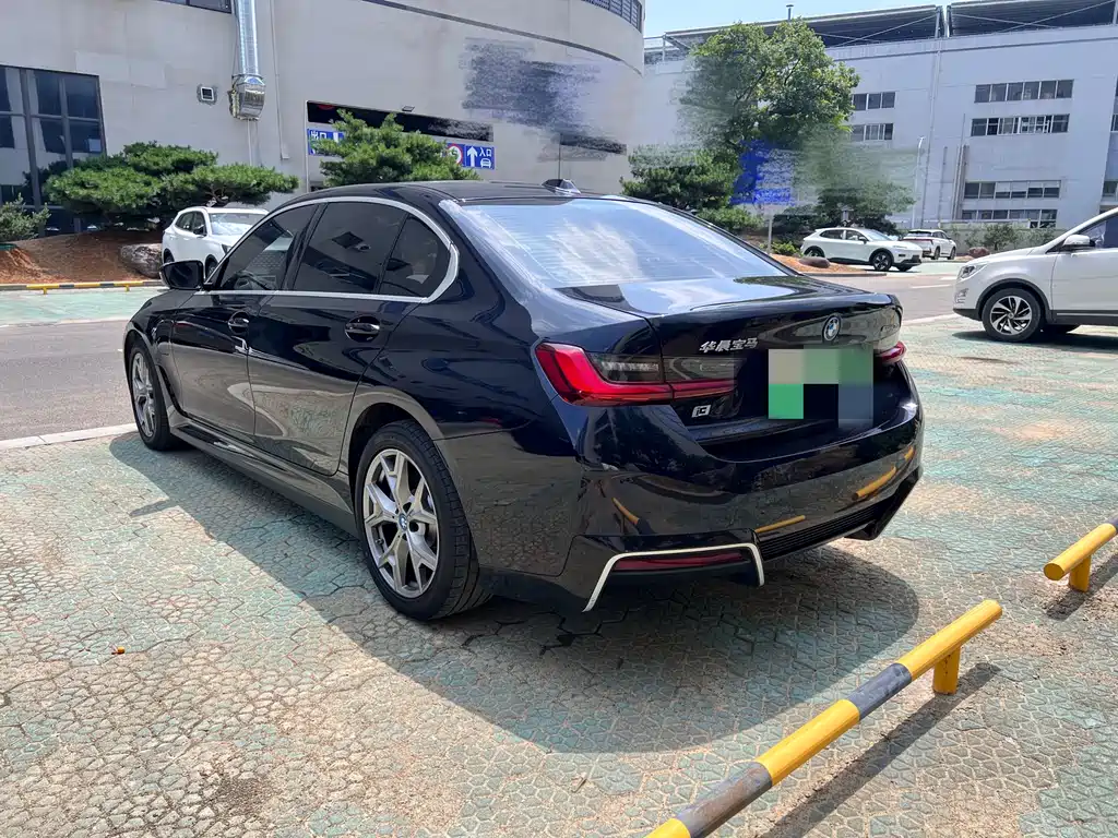 BMW i3 2023 — фото 14