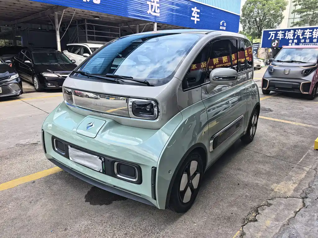 Baojun KiWi EV 2022 — фото 1