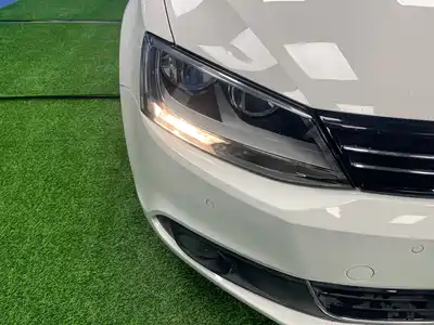 Volkswagen Sagitar 2014