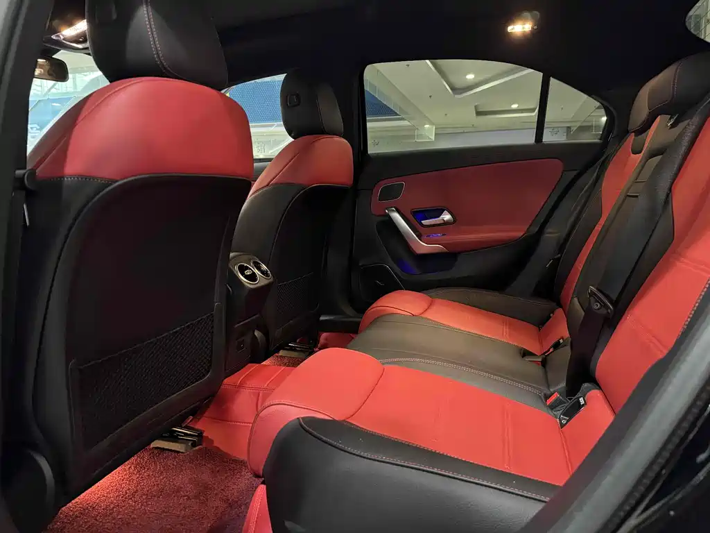 Mercedes-Benz A-Class AMG 2023 — фото 6