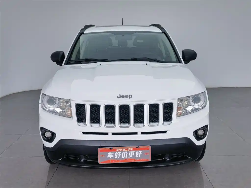 Jeep Compass 2012 — фото 3