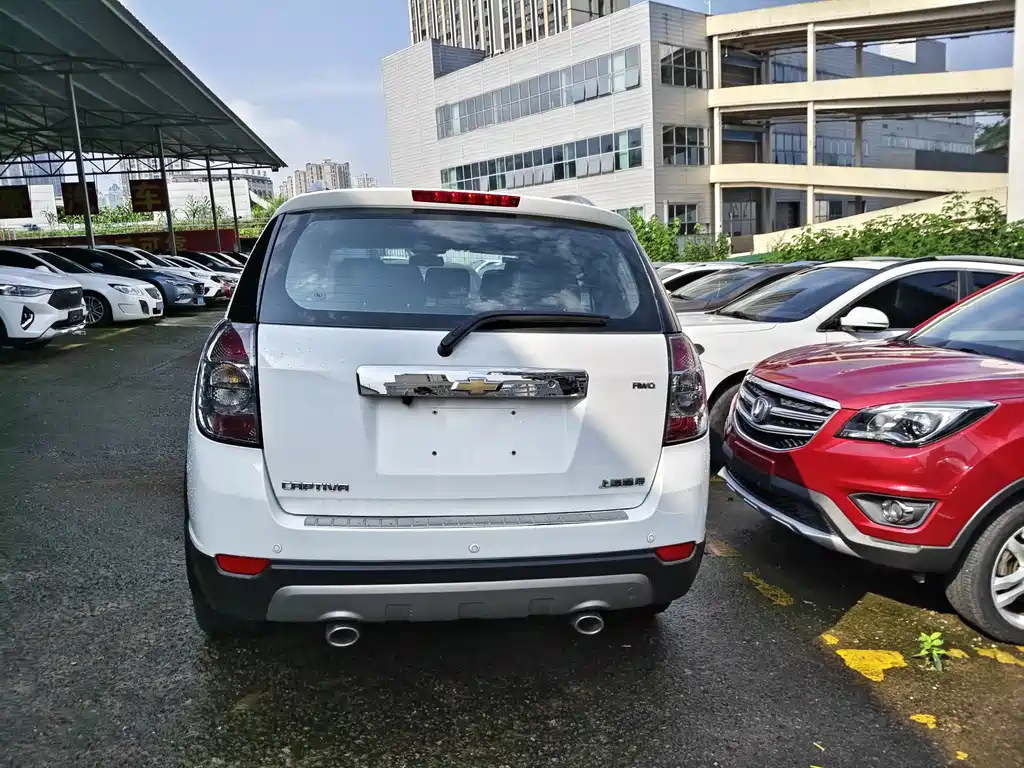 Chevrolet Captiva 2014 — фото 10