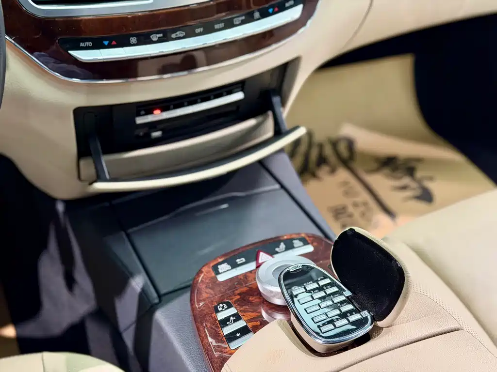 Mercedes-Benz S-Class 2008 — фото 17
