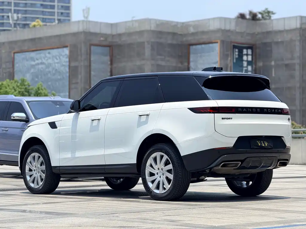 Land Rover Sport 2024 — фото 5