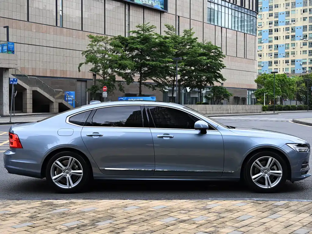 Volvo S90 2018 — фото 6