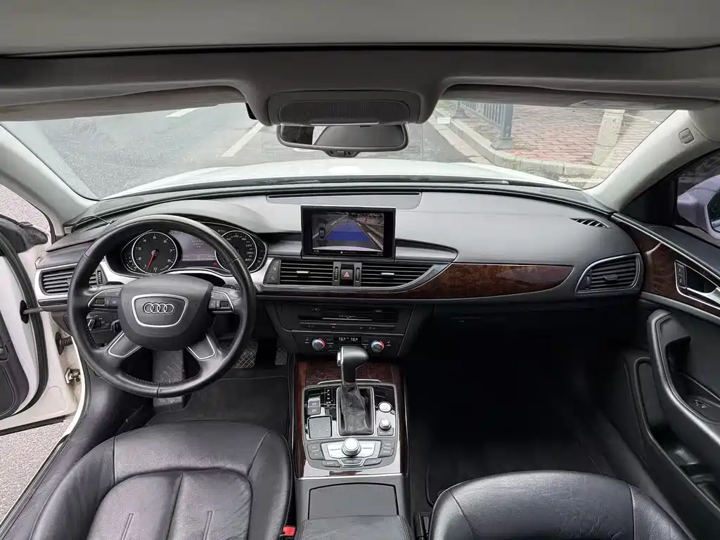 Audi A6L 2015 — фото 9