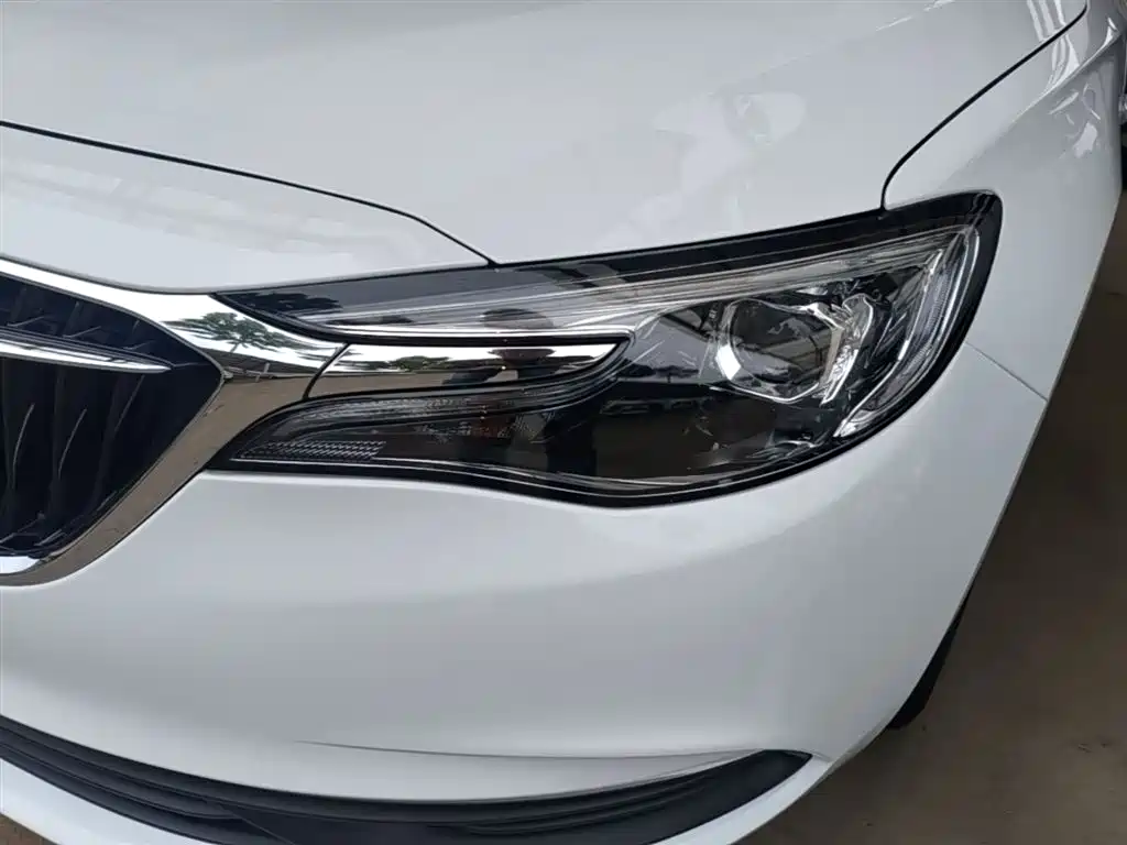 Buick Excelle 2022 — фото 24
