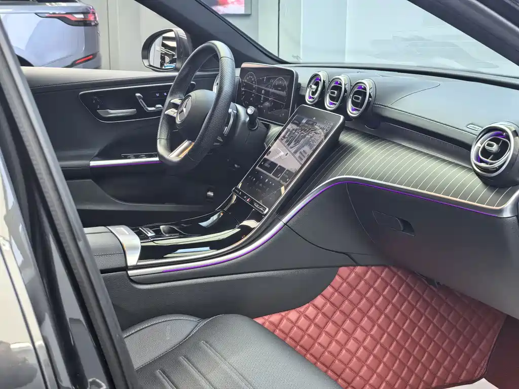 Mercedes-Benz C-Class 2023 — фото 20