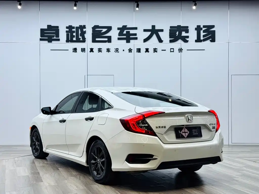 Honda Civic 2019 — фото 5