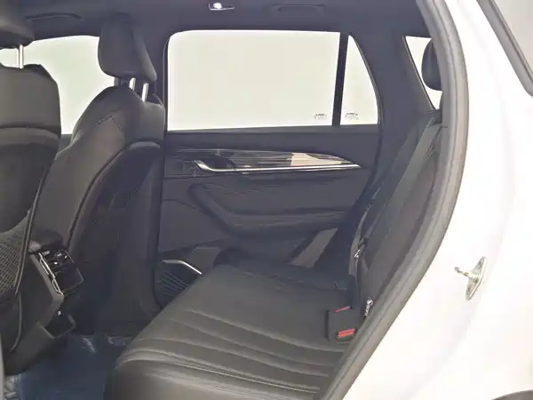 Geely Xingyue L 2024
