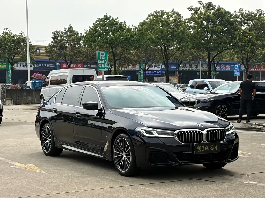 BMW 5 Series 2023