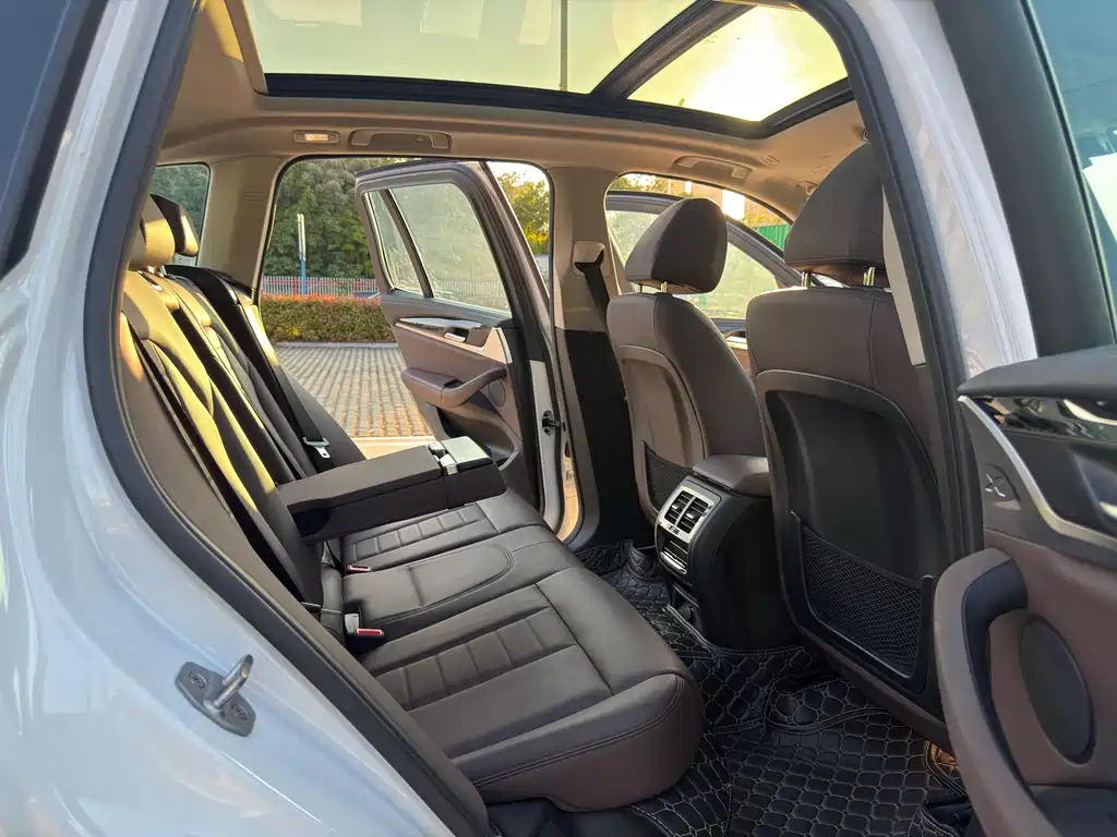 BMW X3 2019 — фото 12