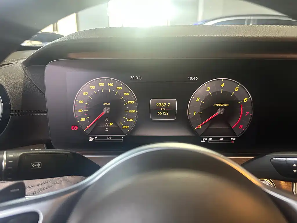 Mercedes-Benz E-Class 2020 — фото 11