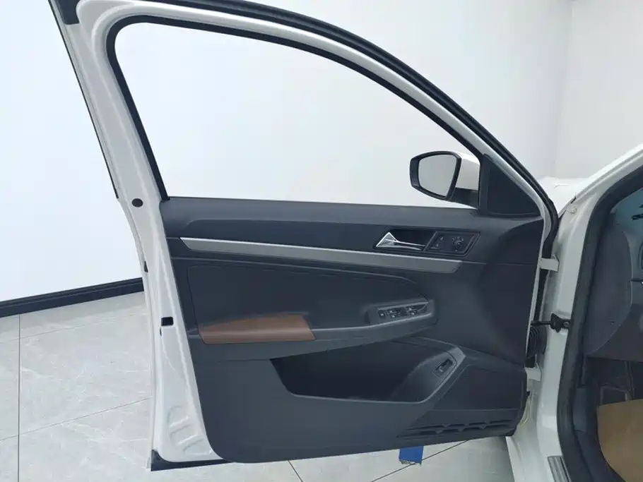 Volkswagen Lavida 2022