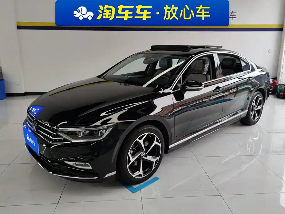 Volkswagen Magotan 2025