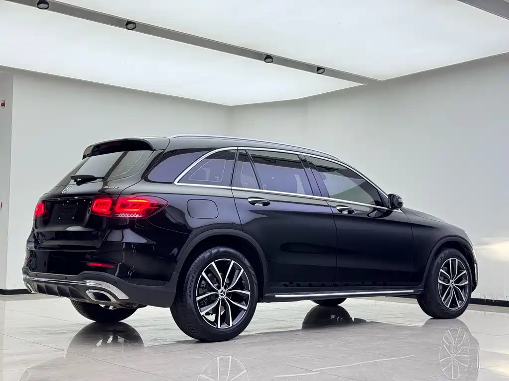 Mercedes-Benz GLC 2021 — фото 12