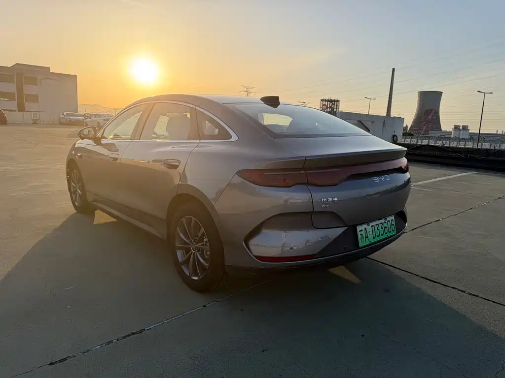 BYD Qin L 2025 — фото 7