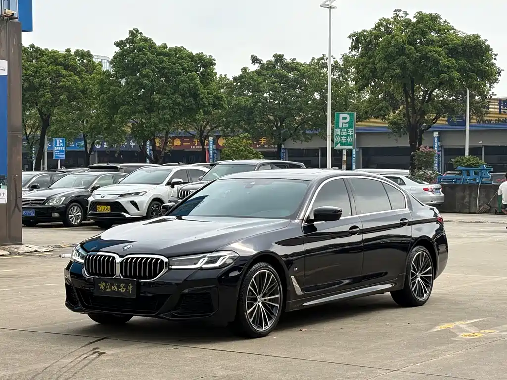 BMW 5 Series 2023