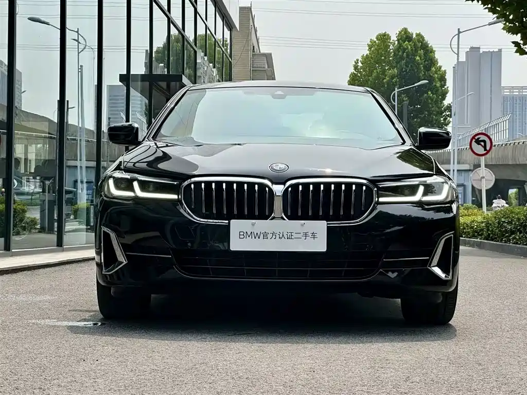 BMW 5 Series 2022