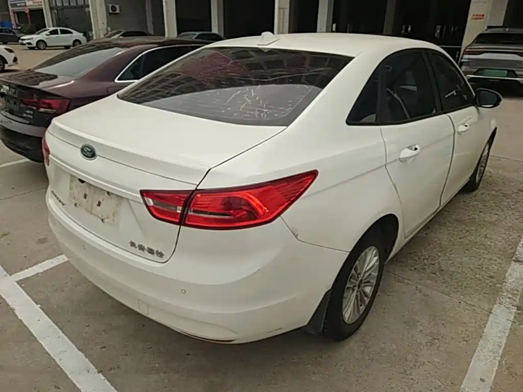 Ford Escort 2017