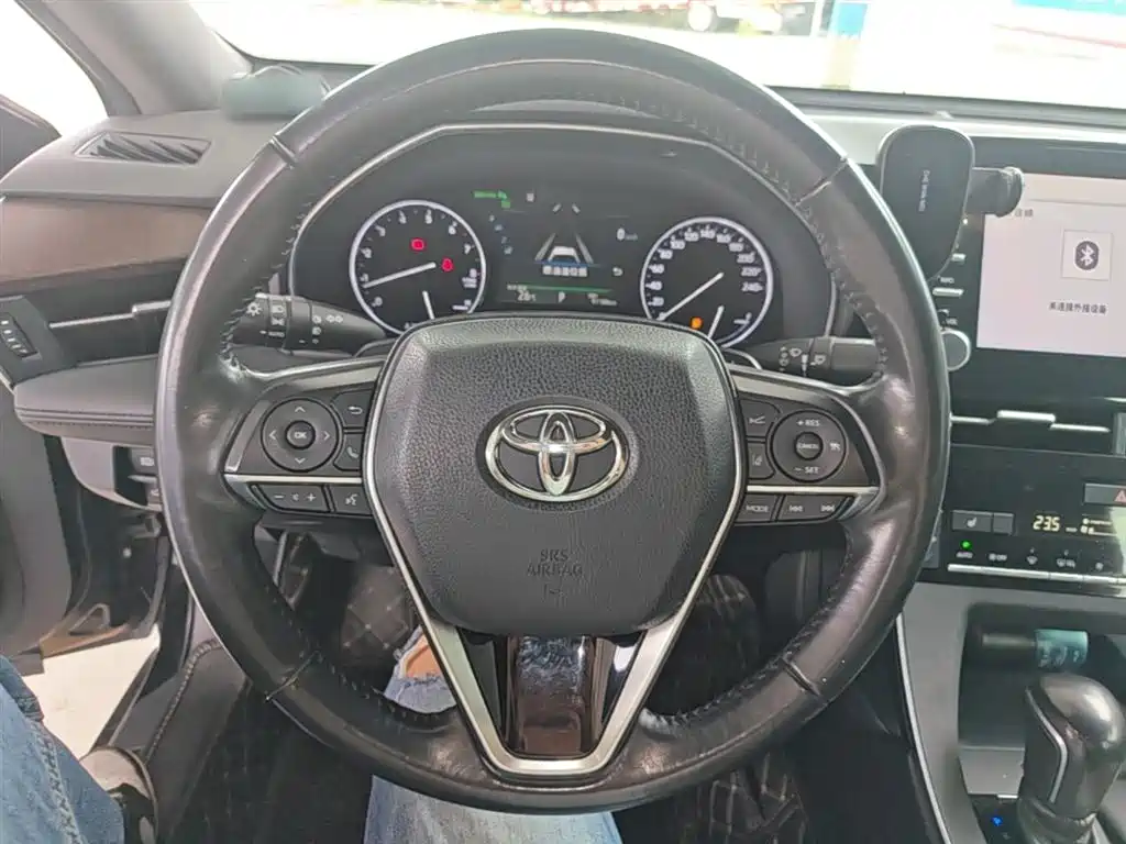Toyota Avalon 2019 — фото 11