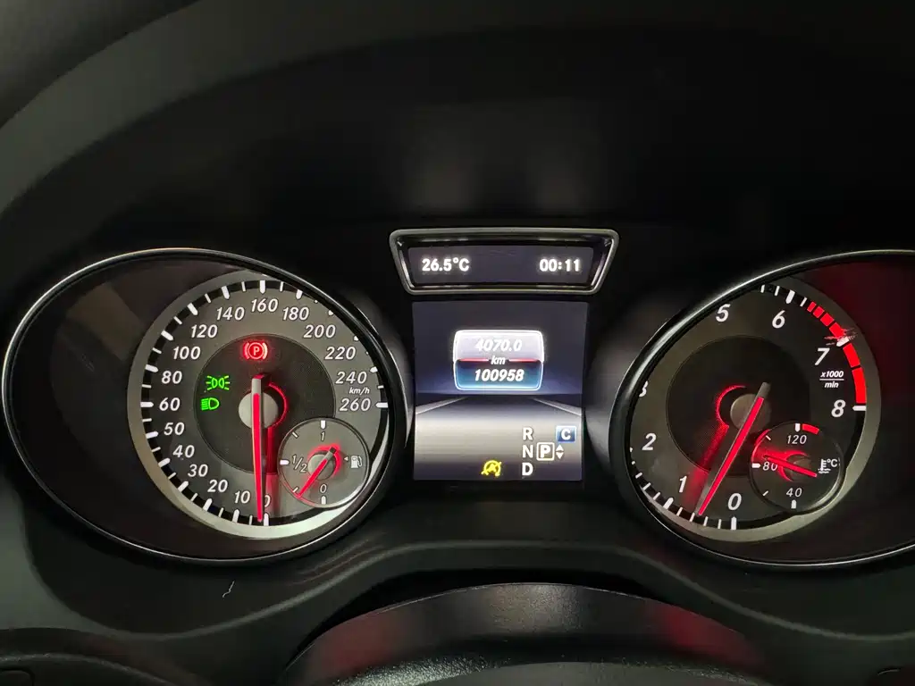 Mercedes-Benz GLA 2017 — фото 4