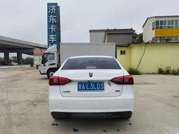 Roewe 360 2017