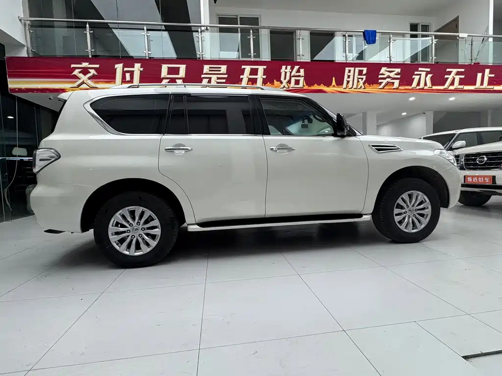 Nissan Patrol 2017 — фото 10