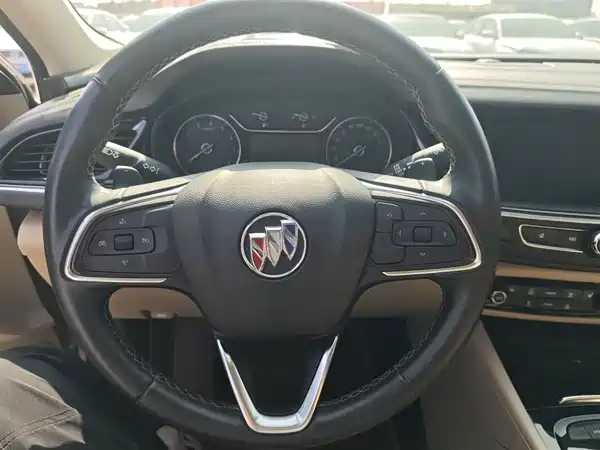 Buick Regal 2020