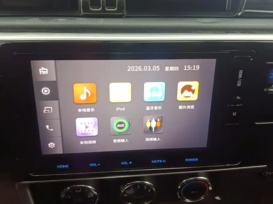 Toyota Corolla 2018 — фото 13