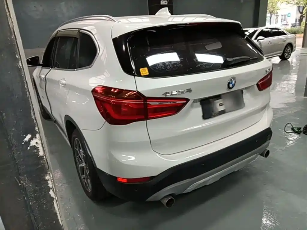 BMW X1 2018 — фото 5