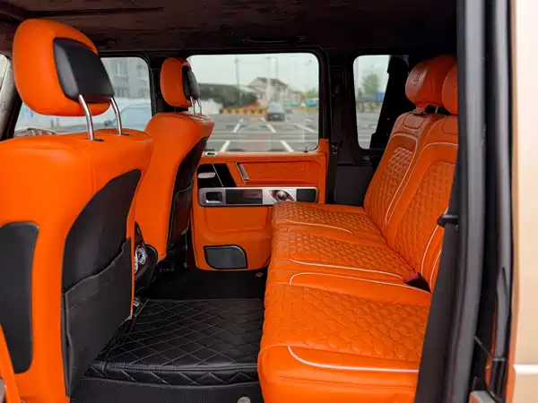 Mercedes-Benz G-Class 2010
