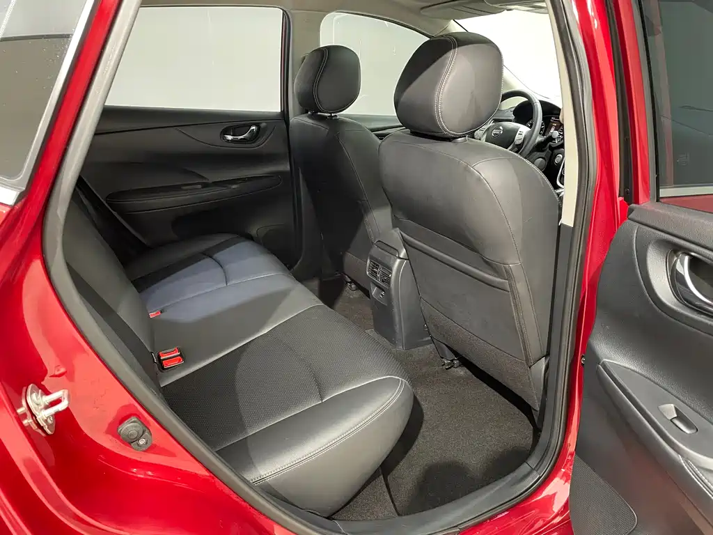 Nissan Tiida 2022 — фото 23
