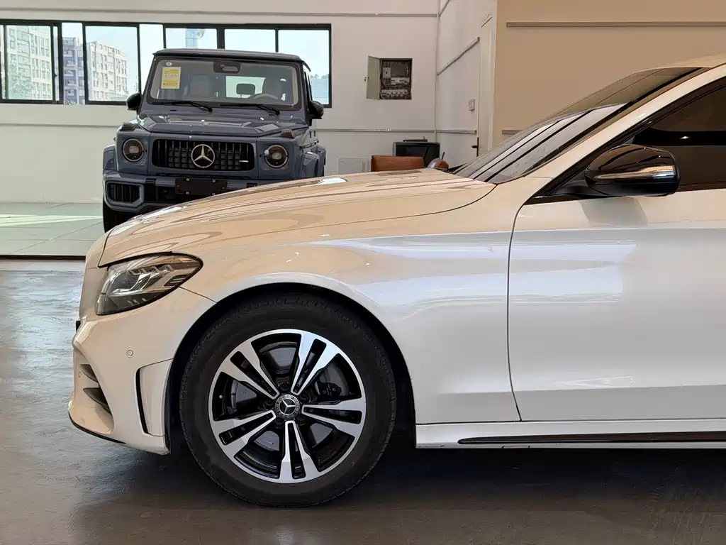 Mercedes-Benz C-Class 2019 — фото 8