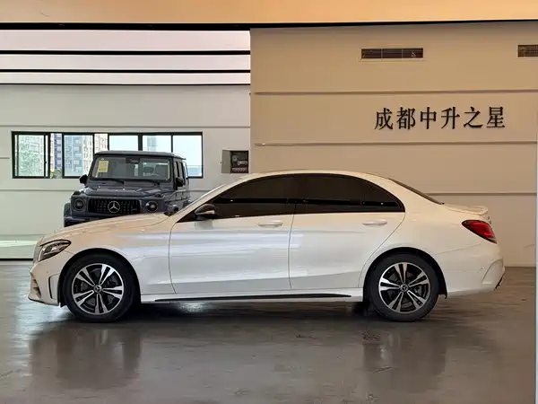Mercedes-Benz C-Class 2019