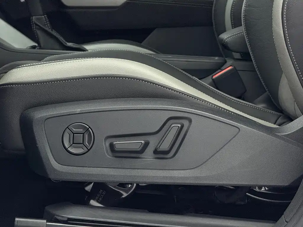 Audi Q3 2022 — фото 20