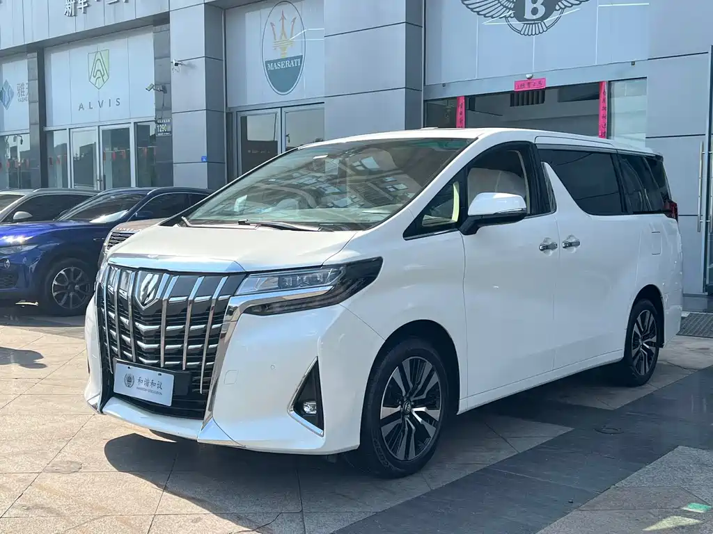 Toyota Alphard 2019 — фото 1