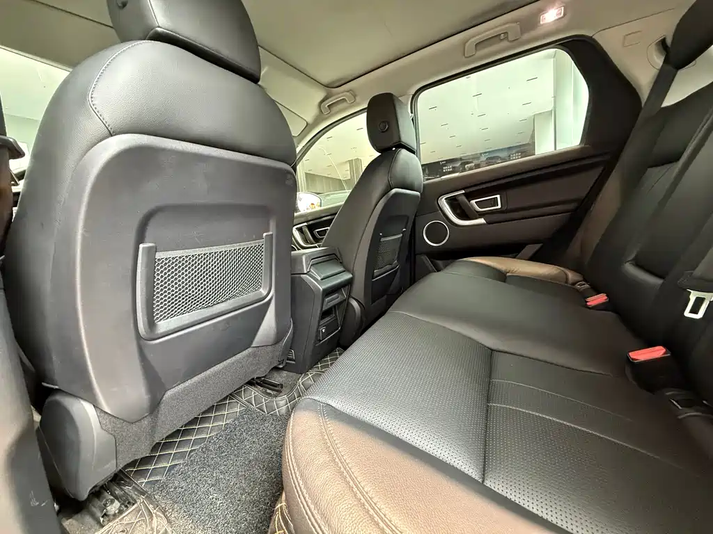 Land Rover Discovery Sport 2019 — фото 17