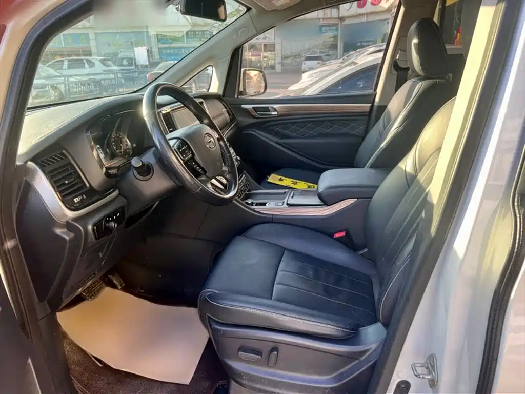 GAC Motor Trumpchi M8 2019 — фото 10