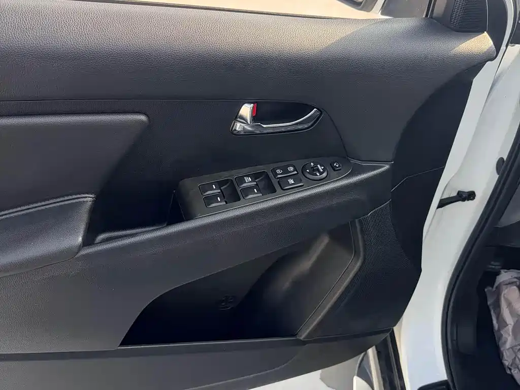 Kia Sportage 2015 — фото 10
