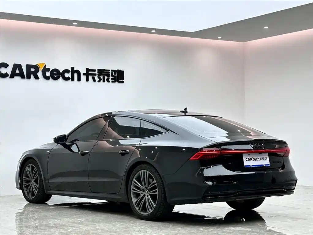Audi A7 2023 — фото 3