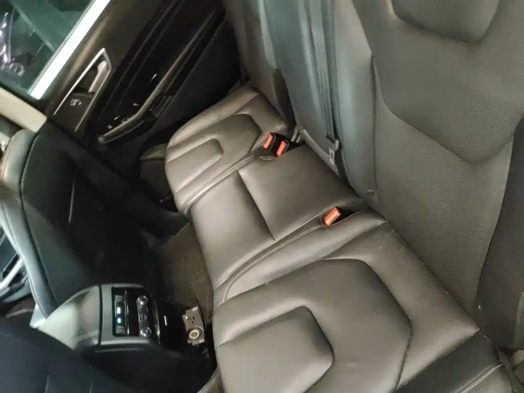 Ford Edge 2015 — фото 17