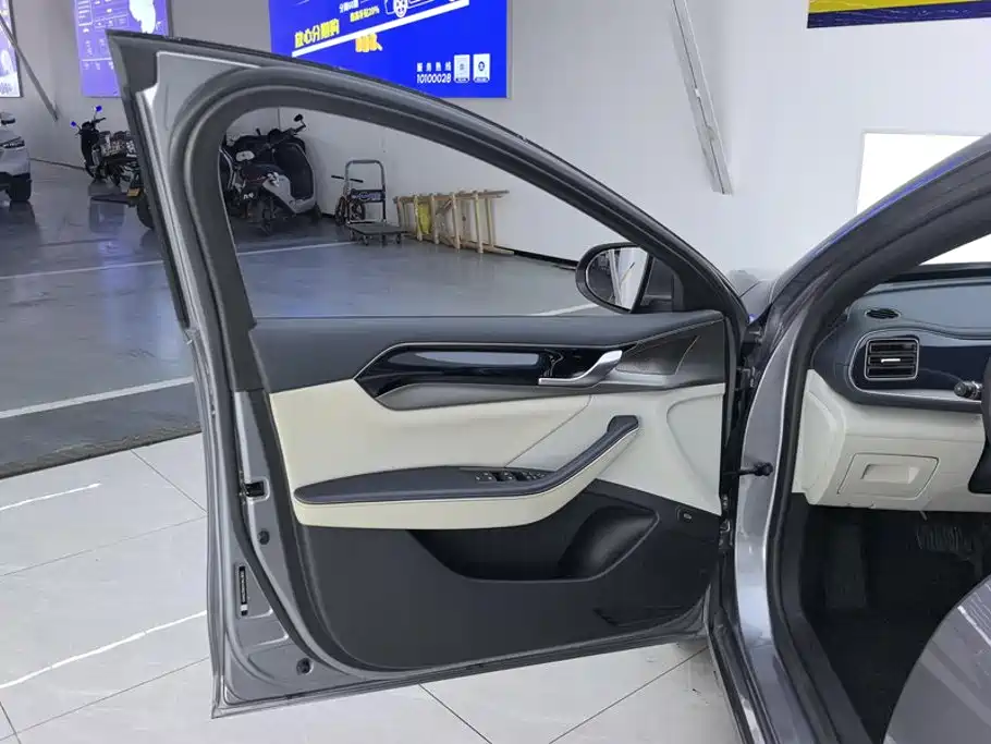 BYD Qin PLUS 2022